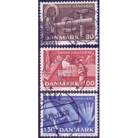 1977. Dansk håndværk. AFA nr. 641-43 postfrisk  stemplet FDC