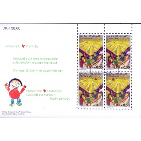 2013. 38,00 Kr. Bedre børneliv i Grønland, i miniark. AFA nr 634 postfrisk stemplet