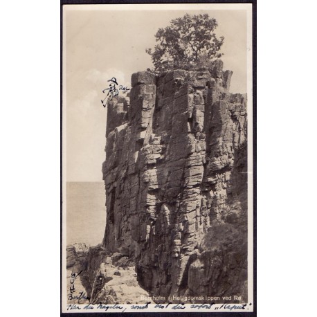 Bornholm. Hellidomsklippen ved Rø, St. Rønne (Frits Sørensens 3660)