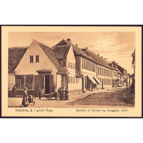 4800. Nykøbing F. i gamle dage. Hjørnet af Torvet og Langgade, ubrugt (Mackesprangs 27597)