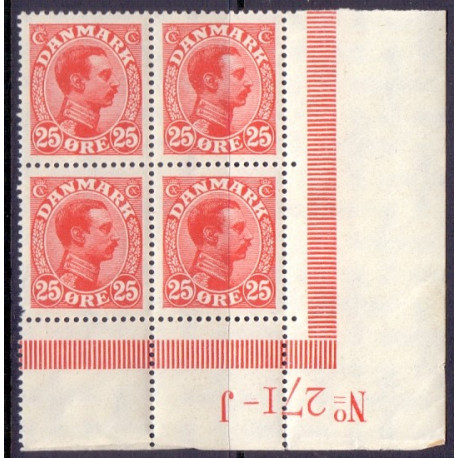 1921-22. Chr. X. 25 Øre, i marginal 4-blok. Nedre 271-J AFA nr. 126**