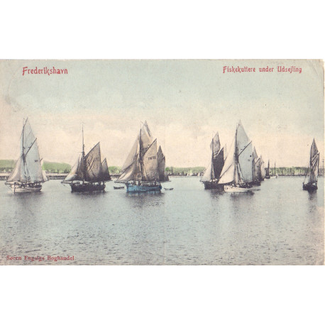 Frederikshavn. Fiskekuttere under udsejlning, brugt (?)