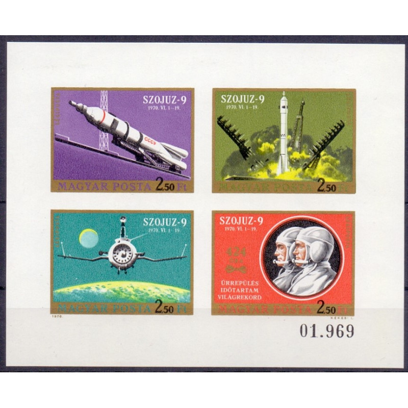 Ungarn.1970. Rumflyvning. Sojus 9, miniark, UTAKKET. AFA nr 2553-56U **     stemplet