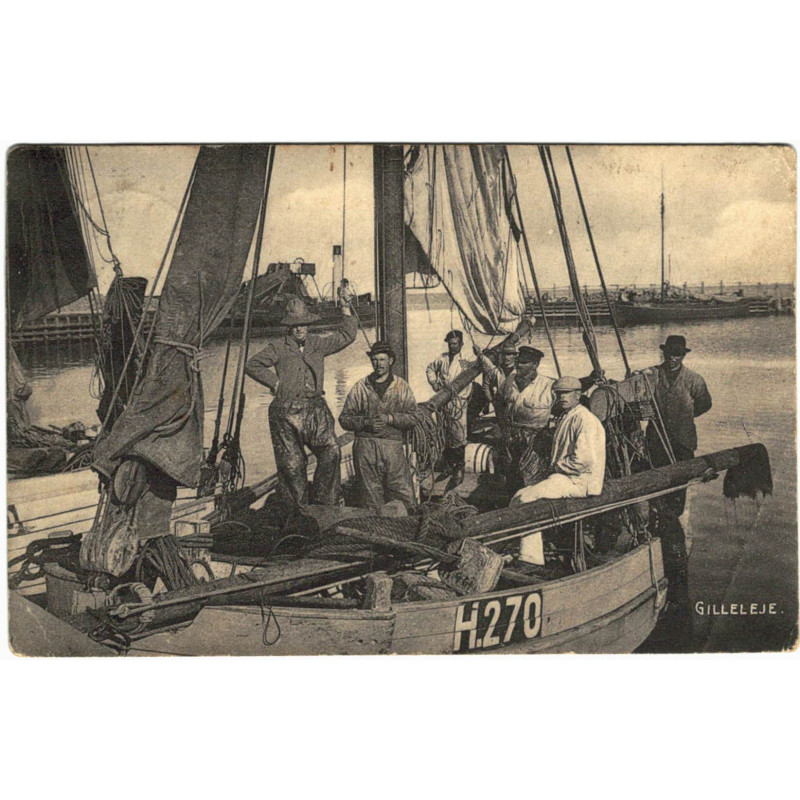 Gilleleje. Fiskekutter med mandskab, brugt (Søtofte)