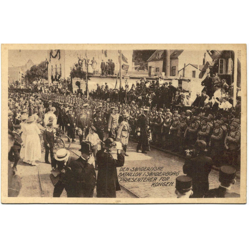 Royal. Den sønderjyske Bataillon i Sønderborg, Genforeningsdagen 1920.  (Boisen)