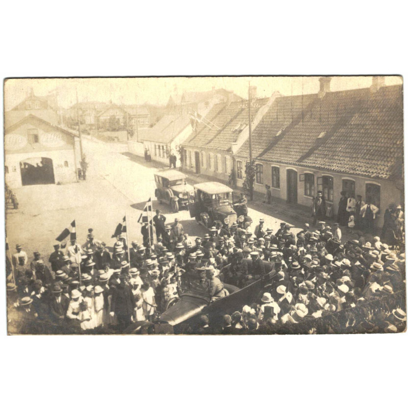 Royal. Kong Christian. Kongens i bil, Genforeningsfesten. Genforeningsdagen 1920. (Fotokort)
