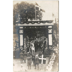 Royal. Kong Christian på den hvide hest, ved grænsen. Genforeningsdagen 1920. (fotokort olsen)