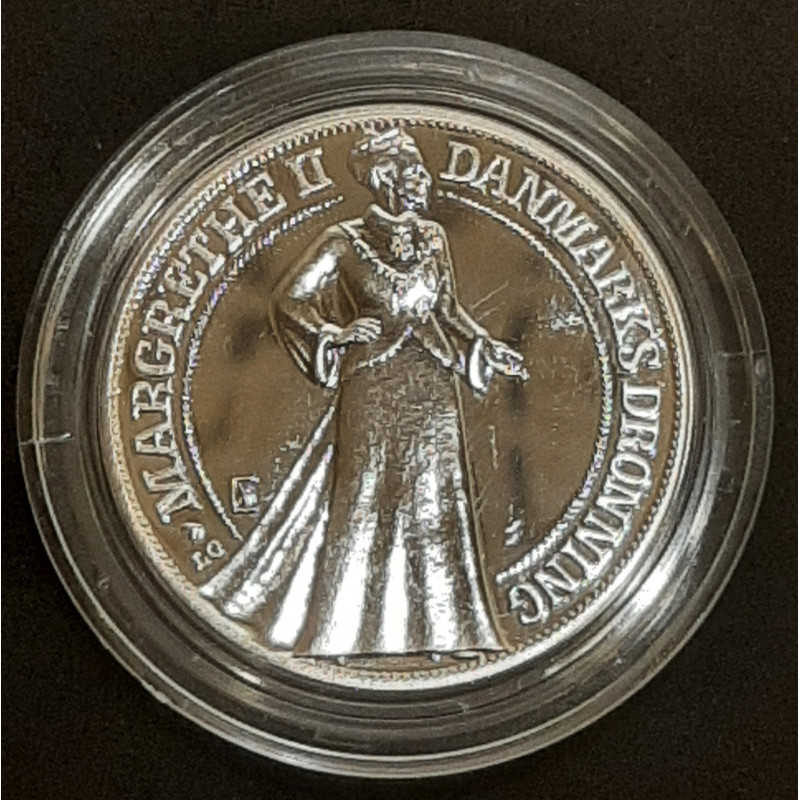 Dr. Margrethe II 25-års regeringsjubilæum. 200 kr. 1997