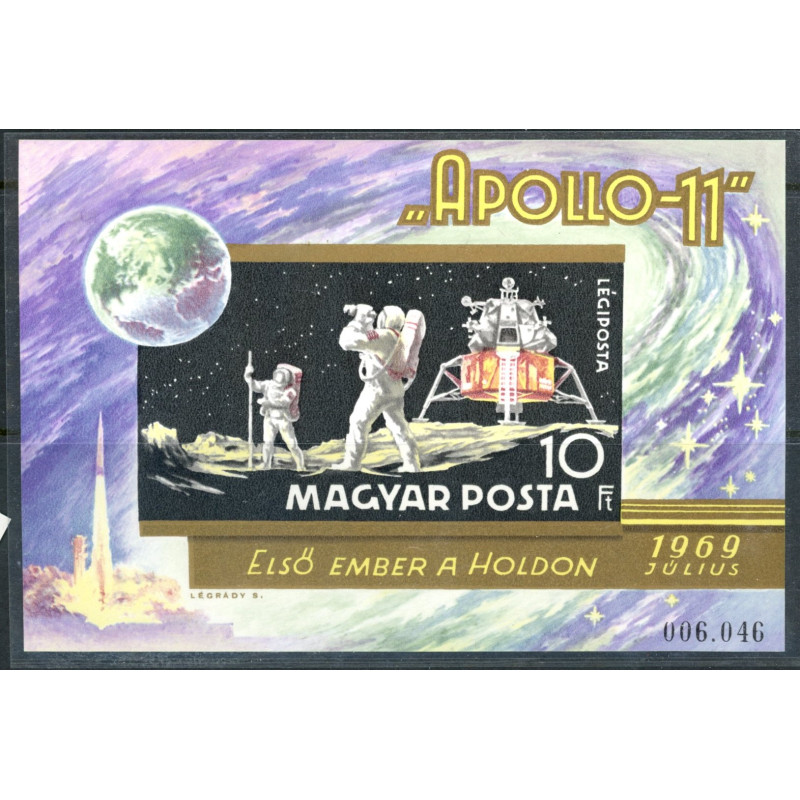 Ungarn.1969. Apollo 11, UTAKKET miniark. AFA nr. 2470U **    (o)