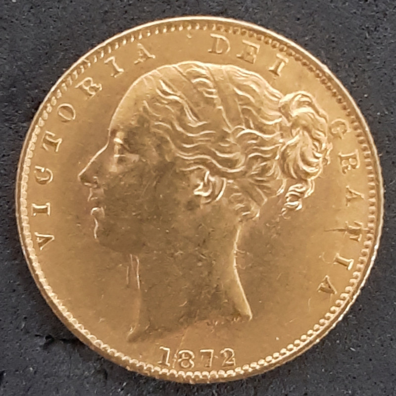 England-Great Britain. Victoria 1872 Sovereign  Gold coin