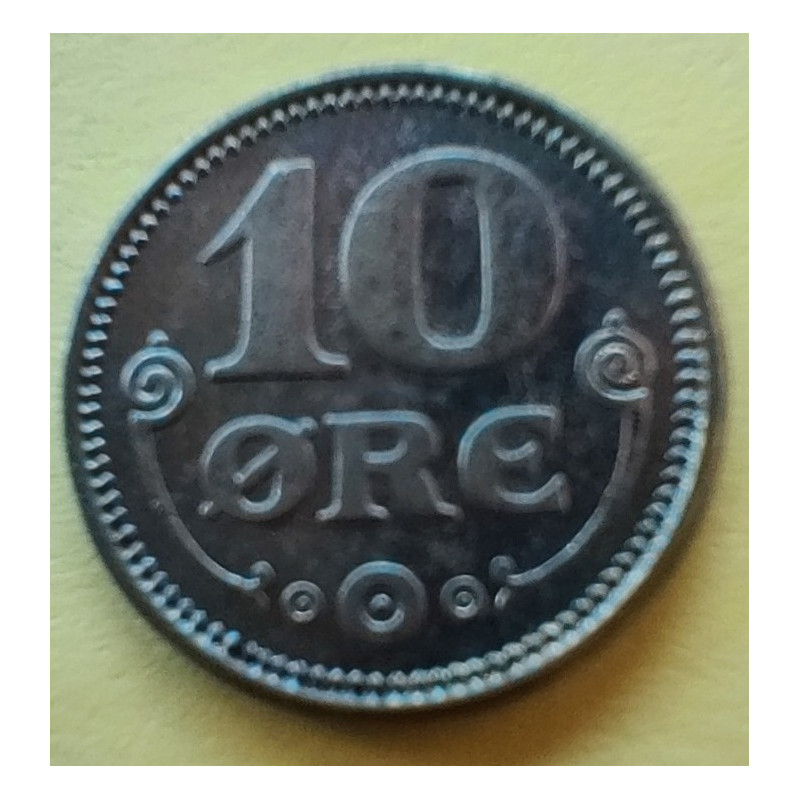 10 Øre. Chr. X. 1914 i en middelgod kvalitet for type og årstal.