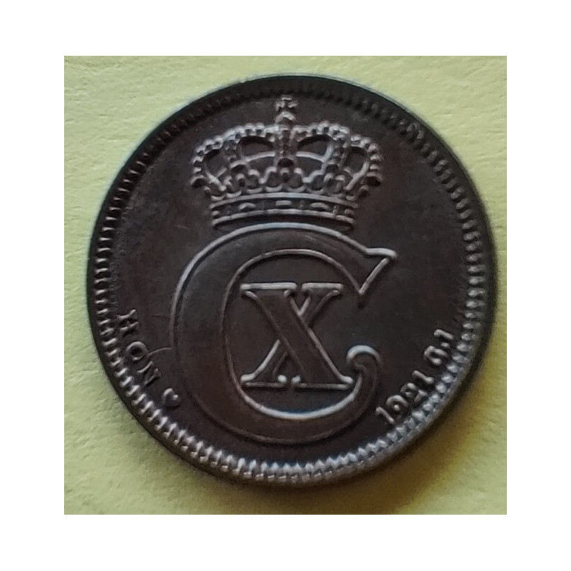 10 Øre. Chr. X. 1921 i en middelgod kvalitet for type og årstal.