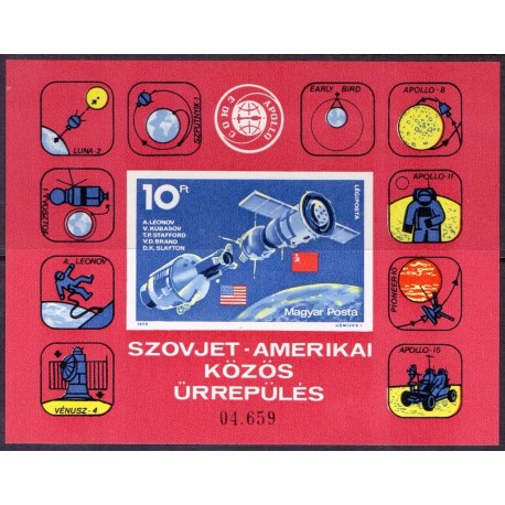Ungarn/Hungary 1975. USA-USSR rumsamarbejde miniark, UTAKKET AFA nr 2978U**