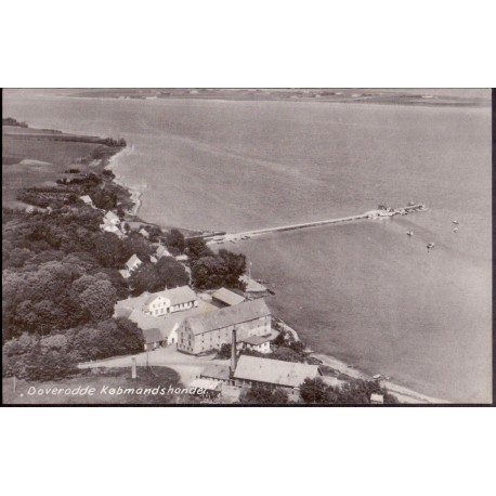 7000. Doverodde Købmandshandel, brugt (luftfoto)